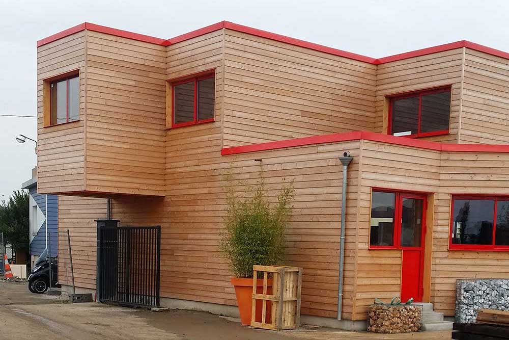 maison au design contemporain en bois dans le Val de Marne